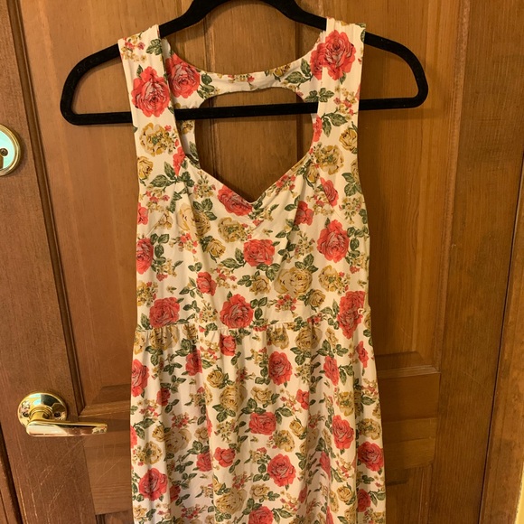 Forever 21 mini dress floral - Picture 2 of 4